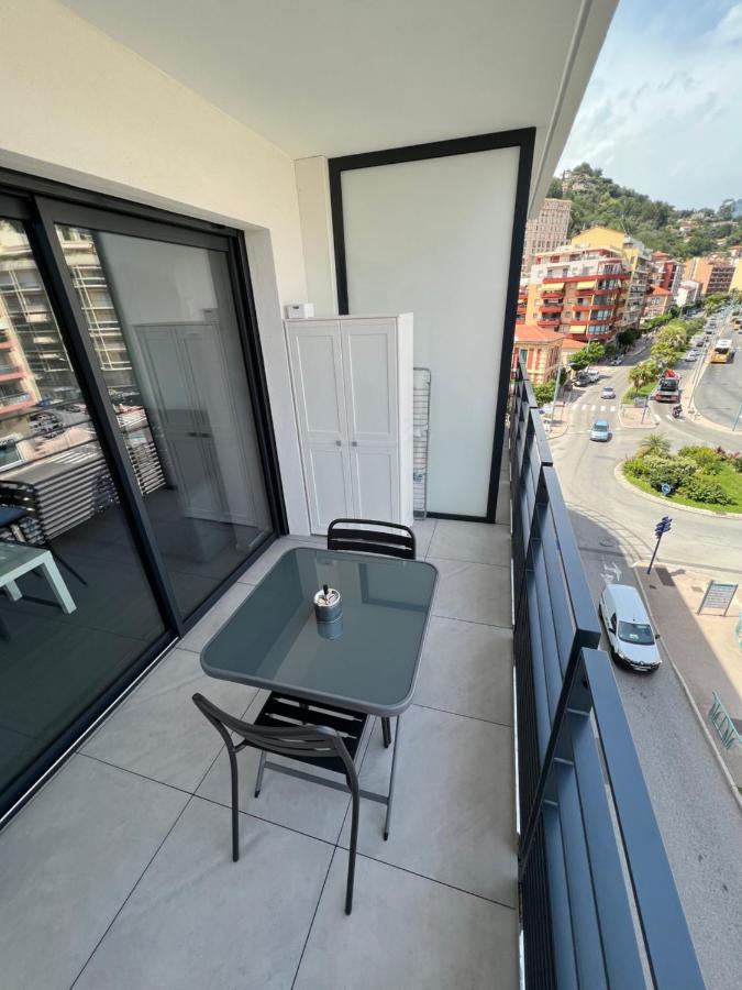 Appartement Tout Equipe Centre Ville Menton Luaran gambar