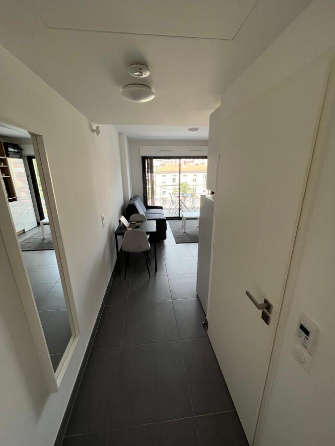 Appartement Tout Equipe Centre Ville Menton Luaran gambar