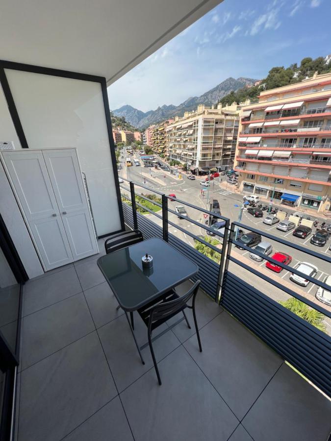 Appartement Tout Equipe Centre Ville Menton Luaran gambar