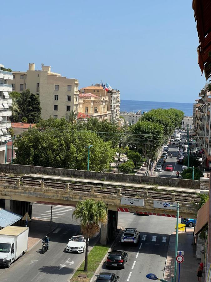 Appartement Tout Equipe Centre Ville Menton Luaran gambar